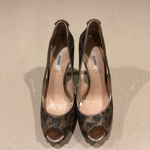 Guess peep toe heels - Picture 5 of 6